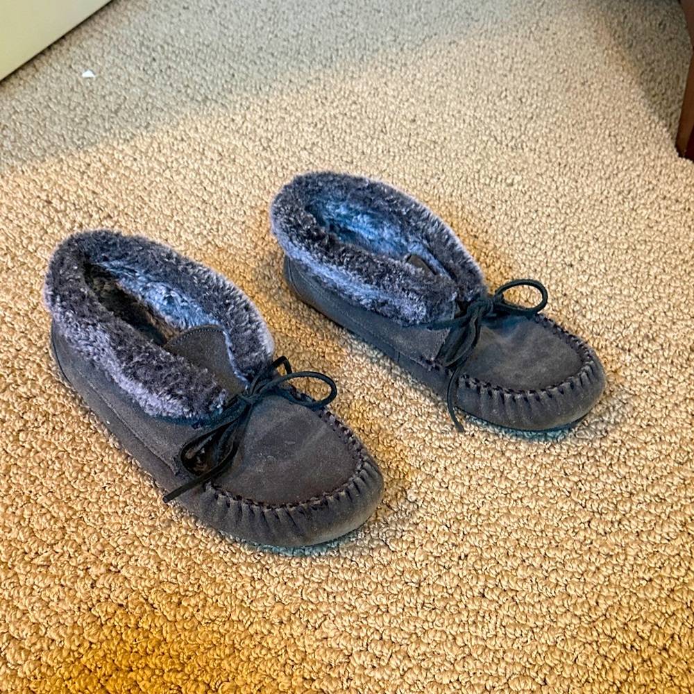 Cozy Gray Minnetonka Moccasin Slippers